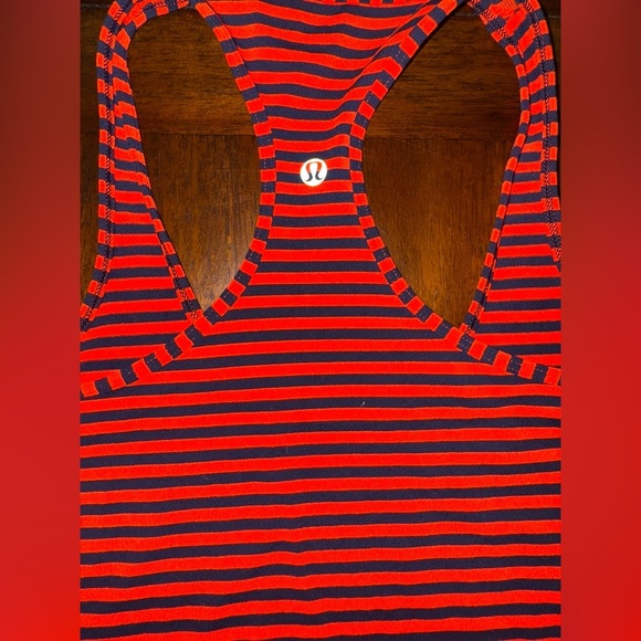 Lululemon Racerback Stripped Tank Top Size 4/6 - Picture 2 of 5